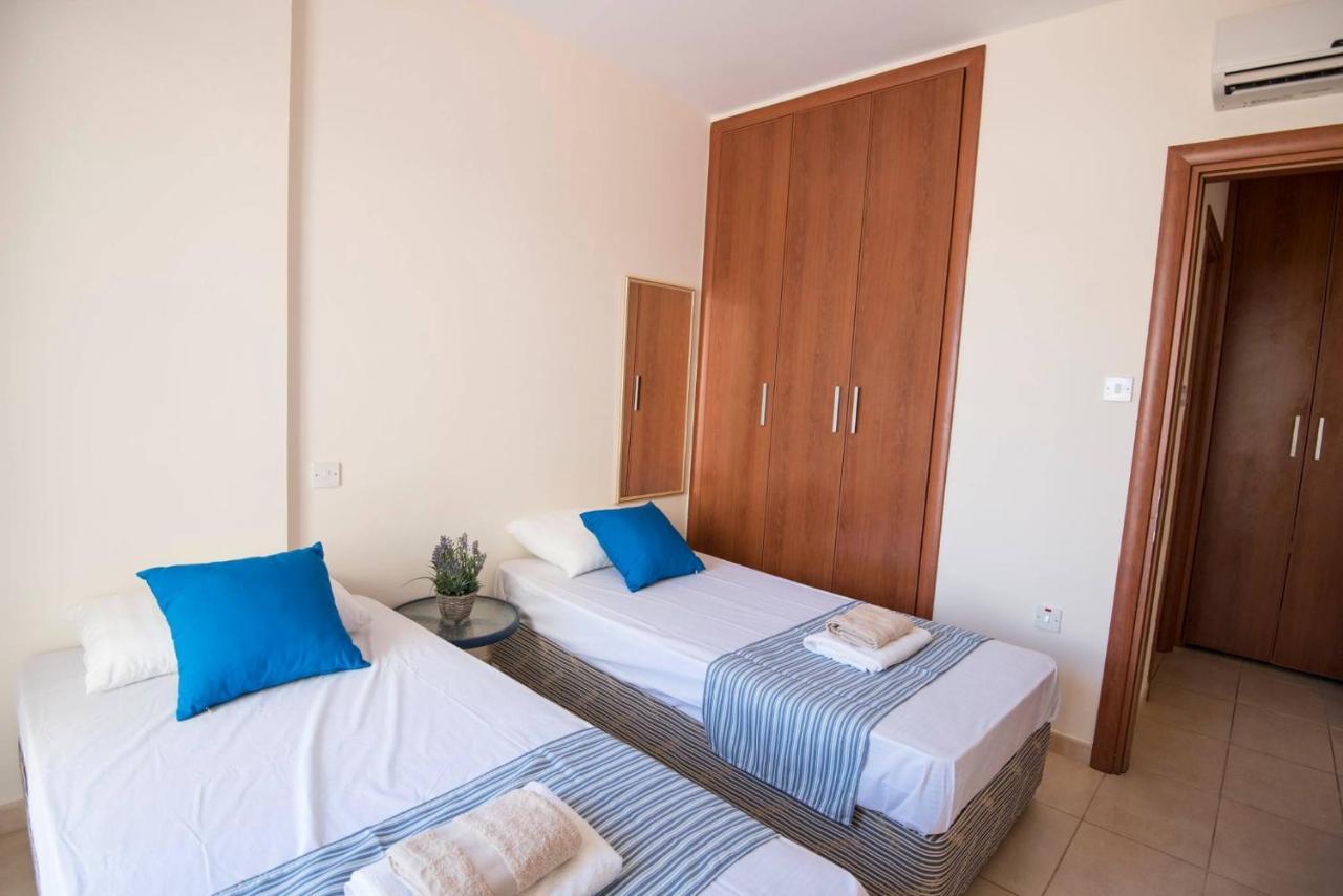 باراليمني Apartments For Holidays المظهر الخارجي الصورة