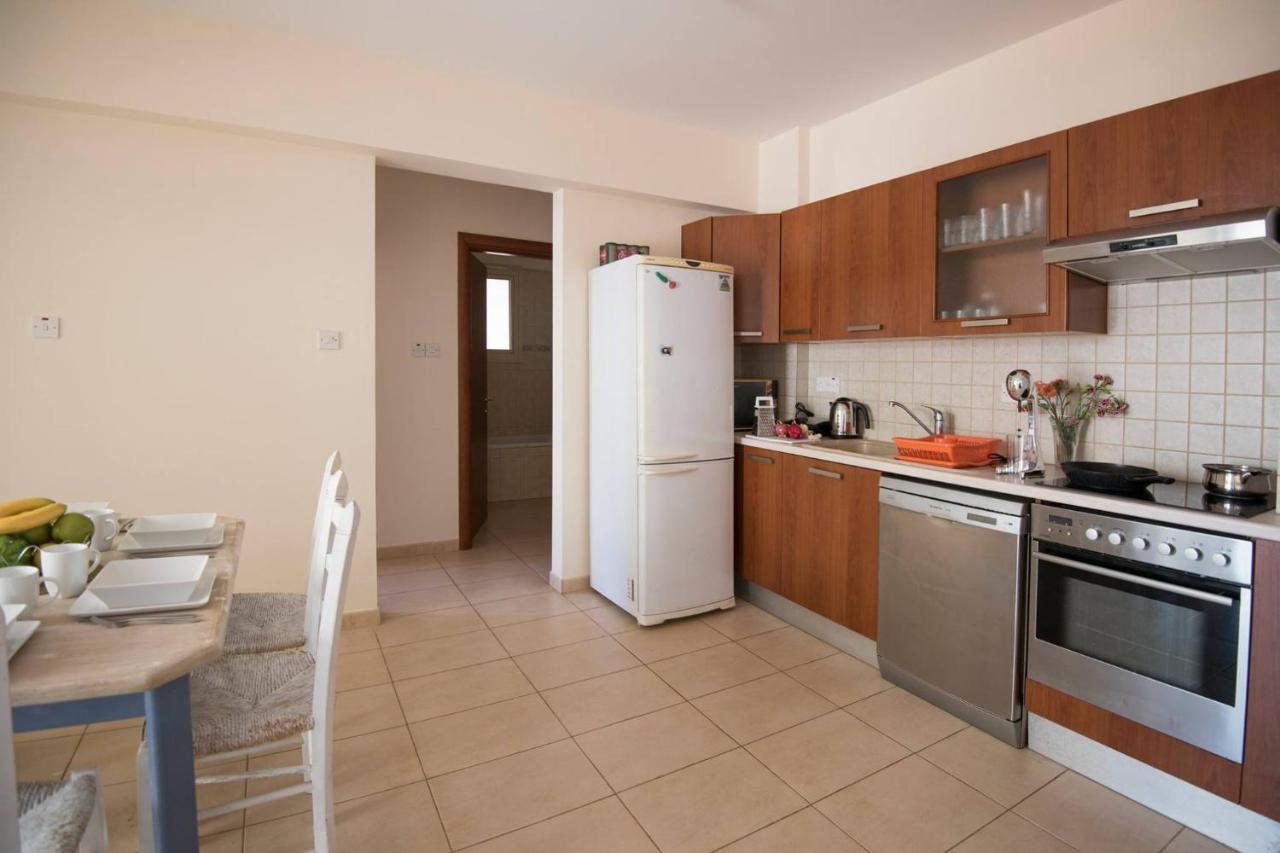 باراليمني Apartments For Holidays المظهر الخارجي الصورة